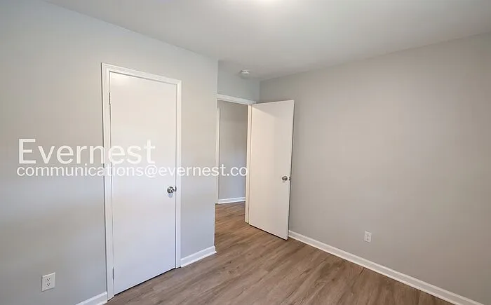 5328 Balboa Ave — Photo 16