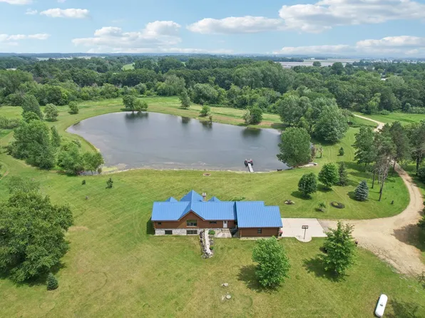 N4065 Brittany Ln, Brodhead, WI 53520