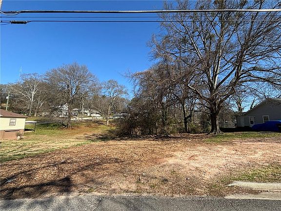 4th image of 555 Lawrence St NE #1215