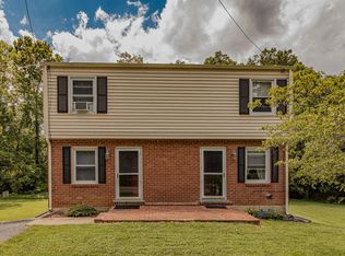 721-723 Thornhill Rd, Lexington, VA 24450