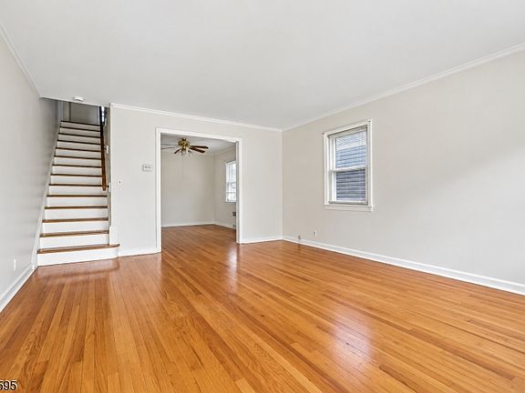 4th image of 209 Academy St #A