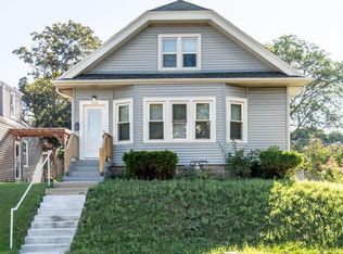 4266 S 4th St, Milwaukee, WI 53207