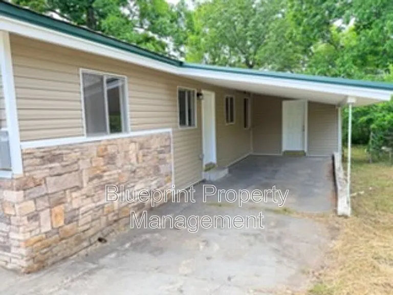 3736 Oak Ave SW — Photo 9