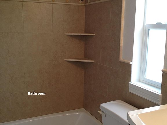 4th image of 3808 E Greenwillow Ln