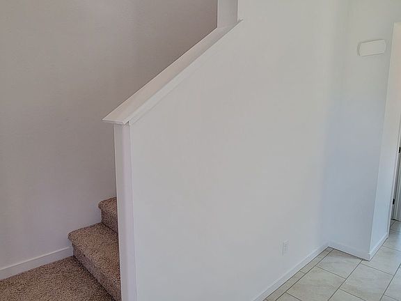 3rd image of 7080 Garnet Ct