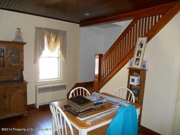 2nd image of 922 E Lackawanna Ave