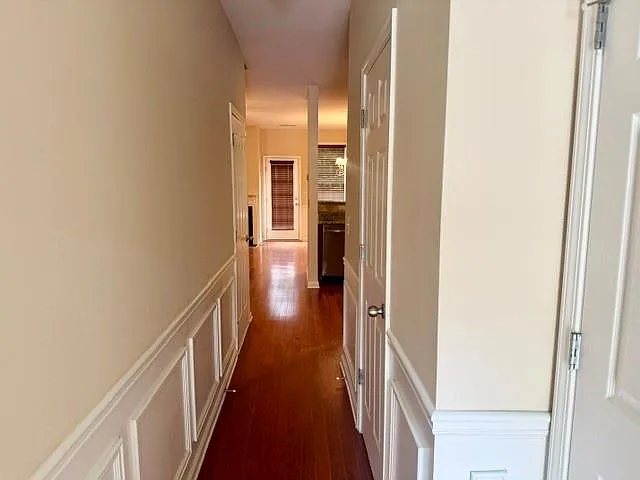 4339 Barcelona Trce — Photo 2