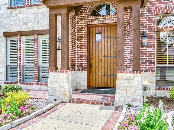 4th image of 631 Canemount Ln