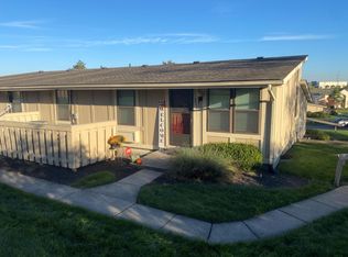 5062 Queenswood Ct #21, West Chester, OH 45011