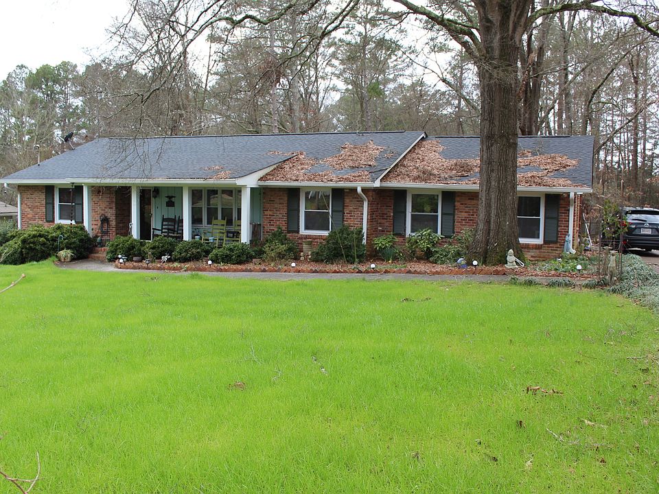 1st image of 425 Lakeview Dr