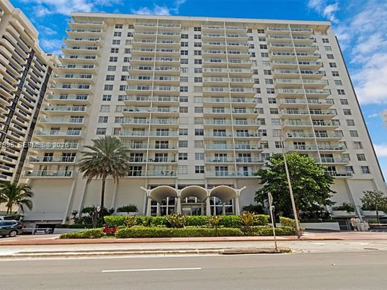 5701 Collins Avenue Cu #919 — Photo 14