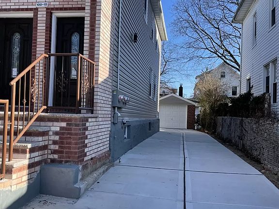4th image of 21919 113th Ave