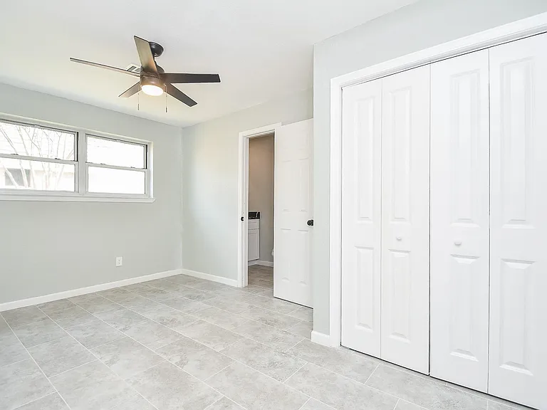 5850 Duxbury St — Photo 29
