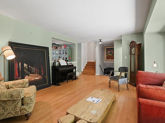 4th image of 3411 Stoneybrae Dr