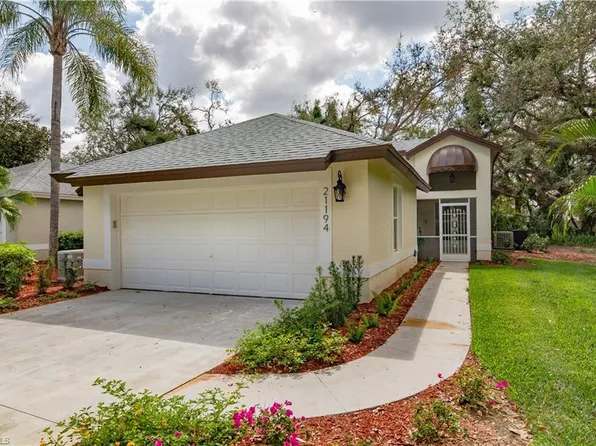 21194 Old Oak Pl, Estero, FL 33928