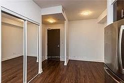4th image of 7161 Yonge St #1133