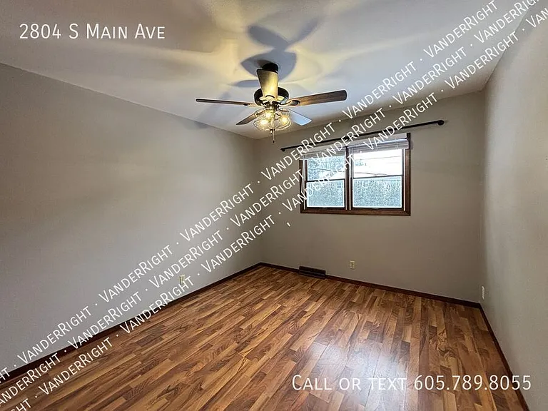 2804 S Main Ave — Photo 13