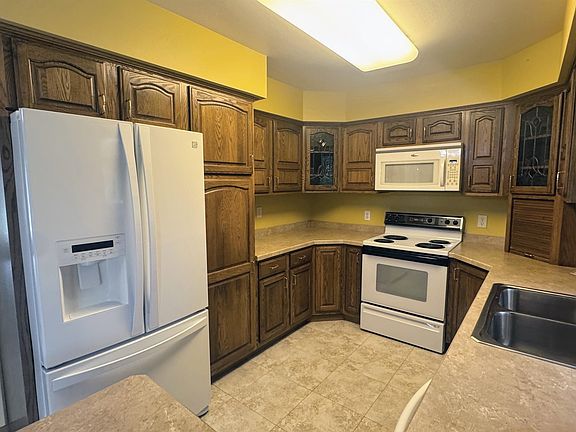 5th image of 7520 89th St SE