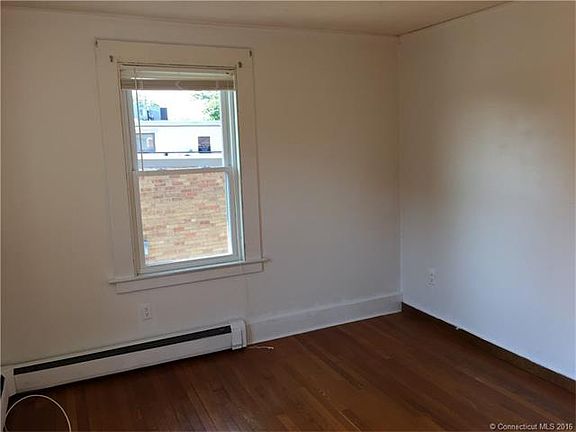 3rd image of 217 Montowese St
