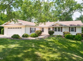 270 Overlake Dr, Bristol, VA 24201