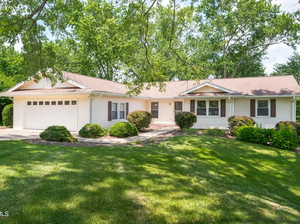 270 Overlake Dr, Bristol, VA 24201