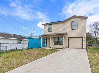 1800 Thompson St, La Marque, TX 77568