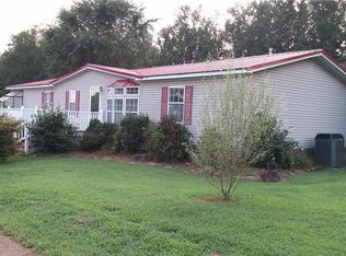 369 Pony Ln, Mount Airy, NC 27030
