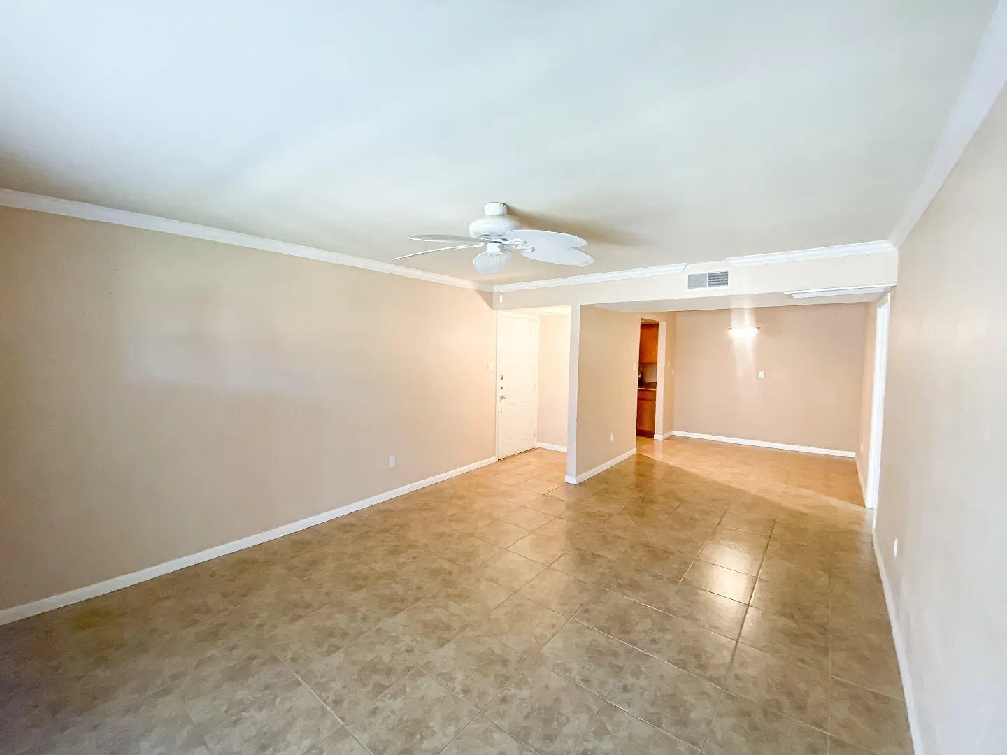 8256 E Arabian Trl #232 — Photo 4