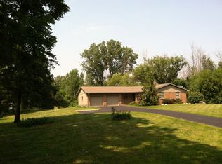 6414 Bunker Rd, Eaton Rapids, MI 48827