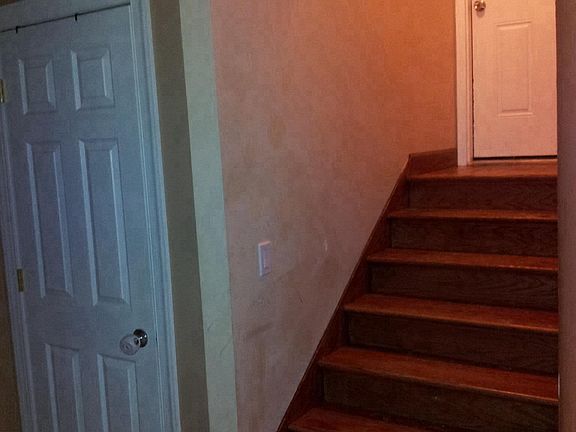 4th image of 7725 N Marshfield Ave