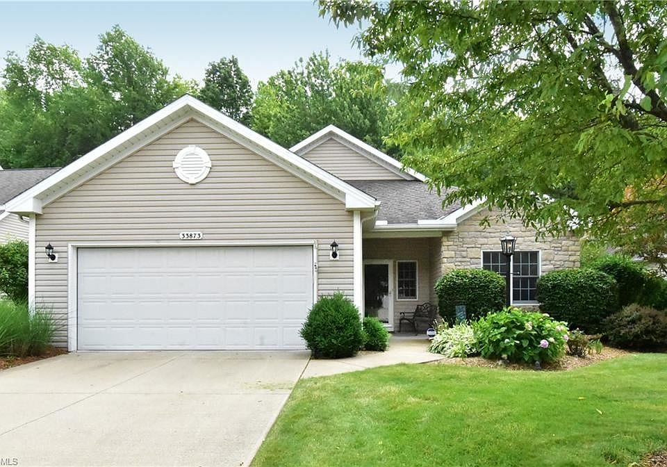1st image of 33873 Mapleridge Blvd
