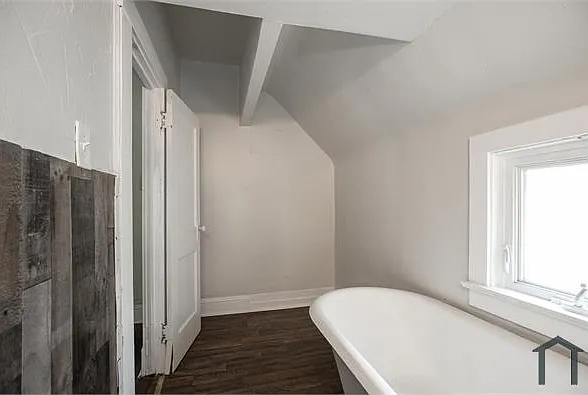 3408 E 140th St #2 — Photo 16