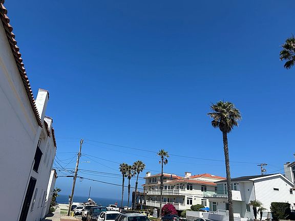 3rd image of 907 S Catalina Ave #6