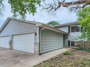 8620 Franlo Rd, Eden Prairie, MN 55344