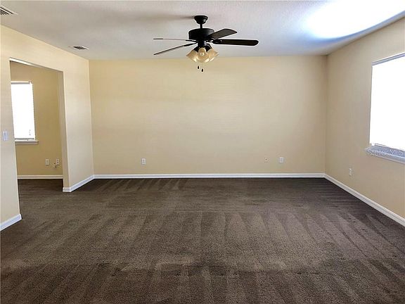 5th image of 573 Cody Caleb Dr