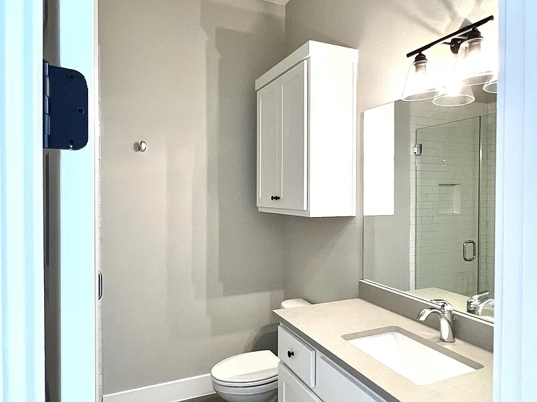 216 E 20th St #216 — Photo 7