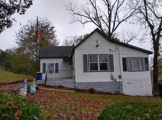 600 Blow St, De Soto, MO 63020