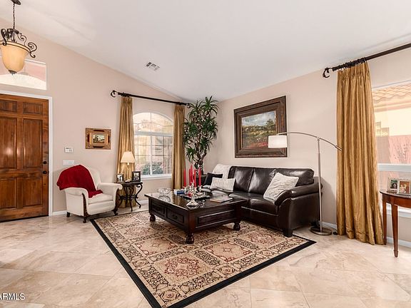 3rd image of 4621 N Greenview Cir S
