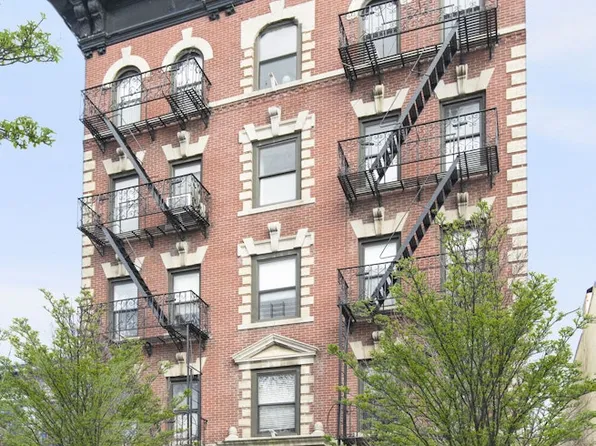 299 13th Street image 15 of 15