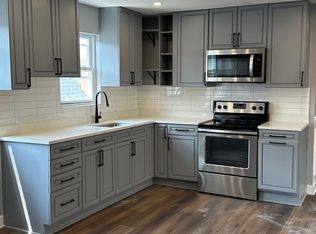 6631 S Marquette Dr #2, Chicago, IL 60637