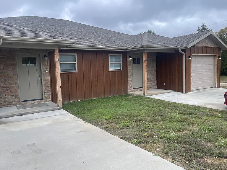 11 Kimberling Blvd #A — Photo 5
