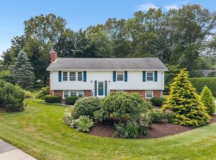 16 Eugene Rd, Burlington, MA 01803