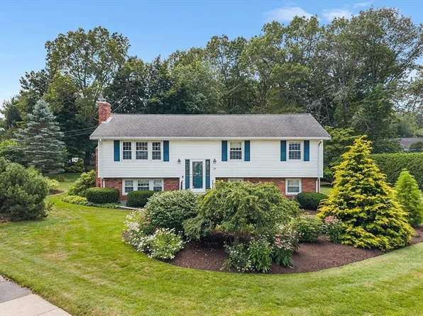 16 Eugene Rd, Burlington, MA 01803