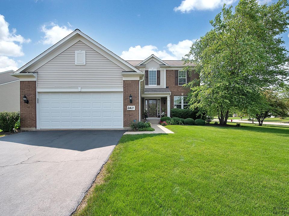 1st image of 2411 Woodside Dr