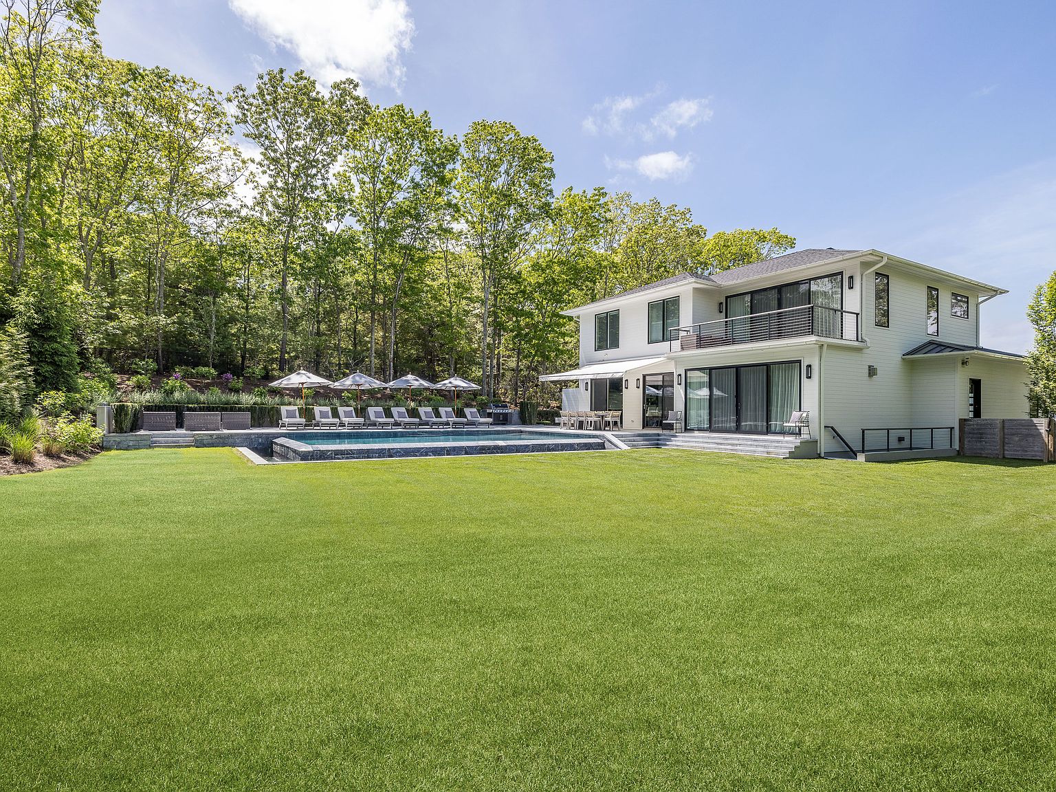 10 Hillside Ave, Sag Harbor, NY 11963 Zillow