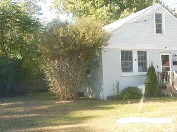 3rd image of 1328 Montgomery Ave