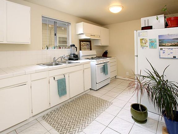 3rd image of 152 Leibrandt Ave