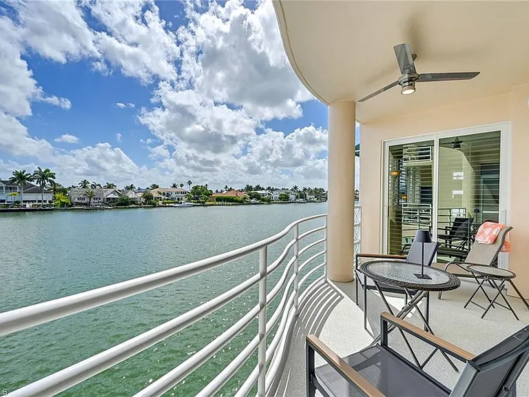 4530 Gulf Shore Blvd N #2-122 — Photo 31