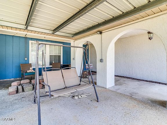 3rd image of 601 Huval Dr