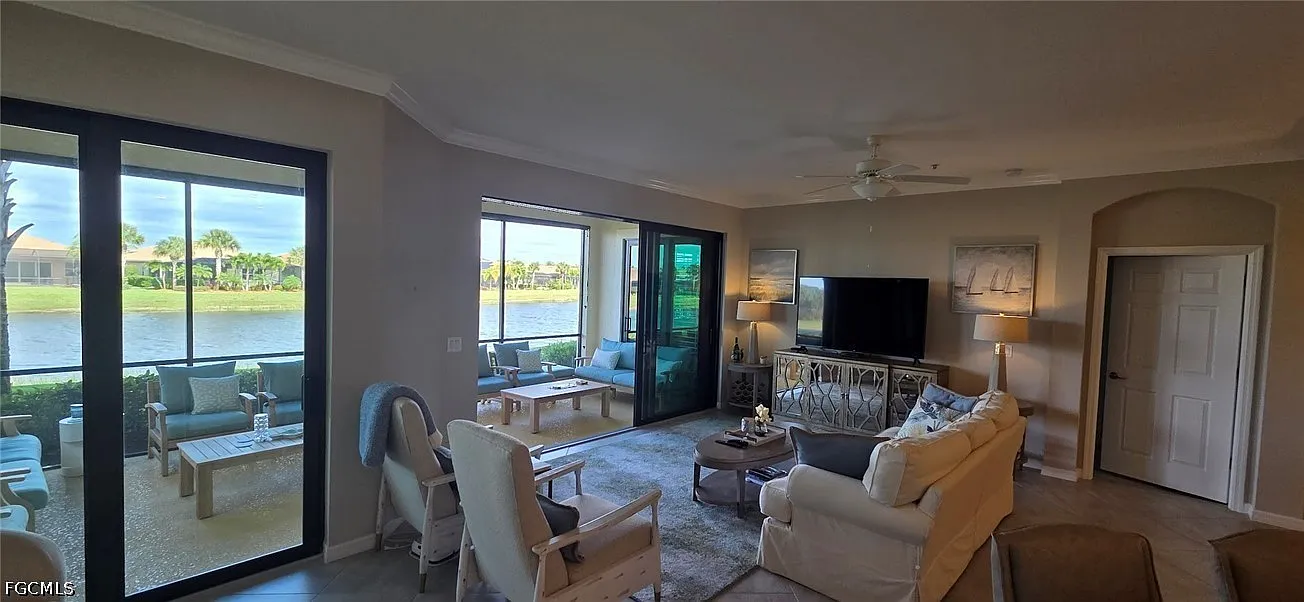 3 bed, 2.0 bath, 1722 sqft, $7,300 — Photo 3